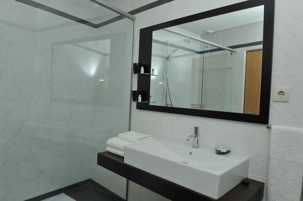 Pensao Santo Antonio Hotel Vila Nova de Famalicao Room photo